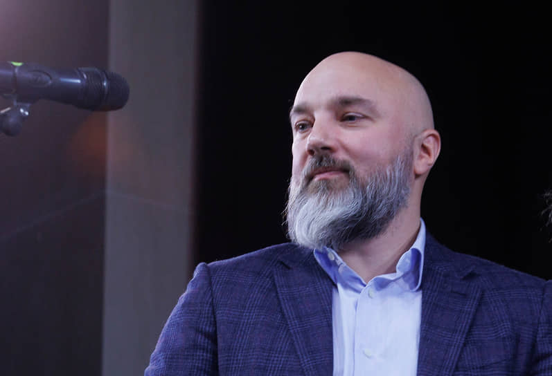 Гендиректор «Уральских авиалиний» ушел с поста, компанию возглавил его сын