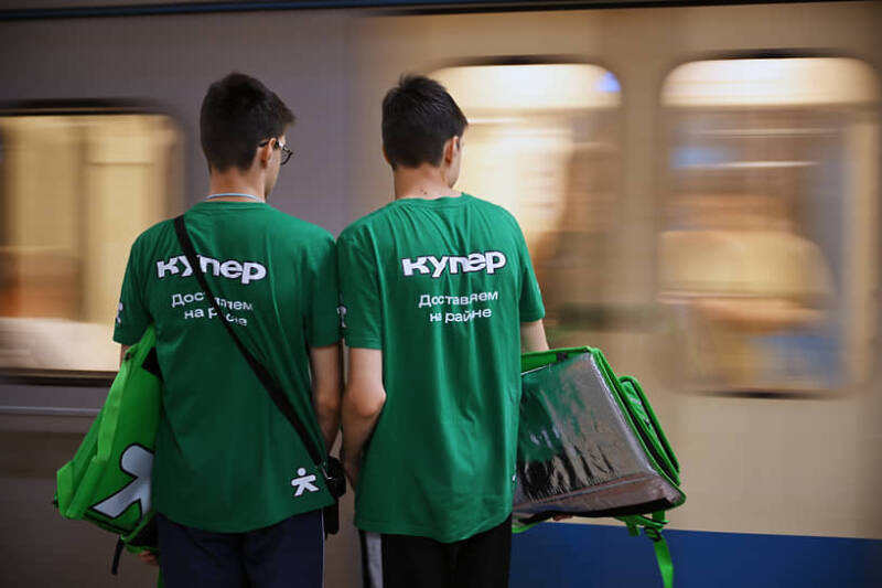 HeadHunter перечислил компании с самой высокой зарплатой курьеров